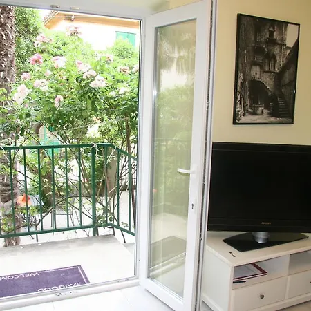 Sabina Apartments Omiš Zimmer foto
