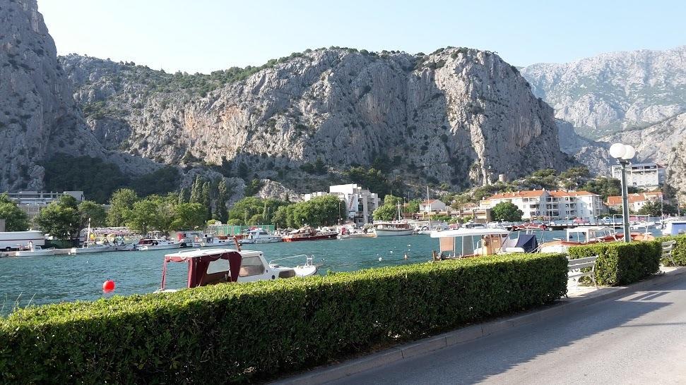 Sabina * Omis